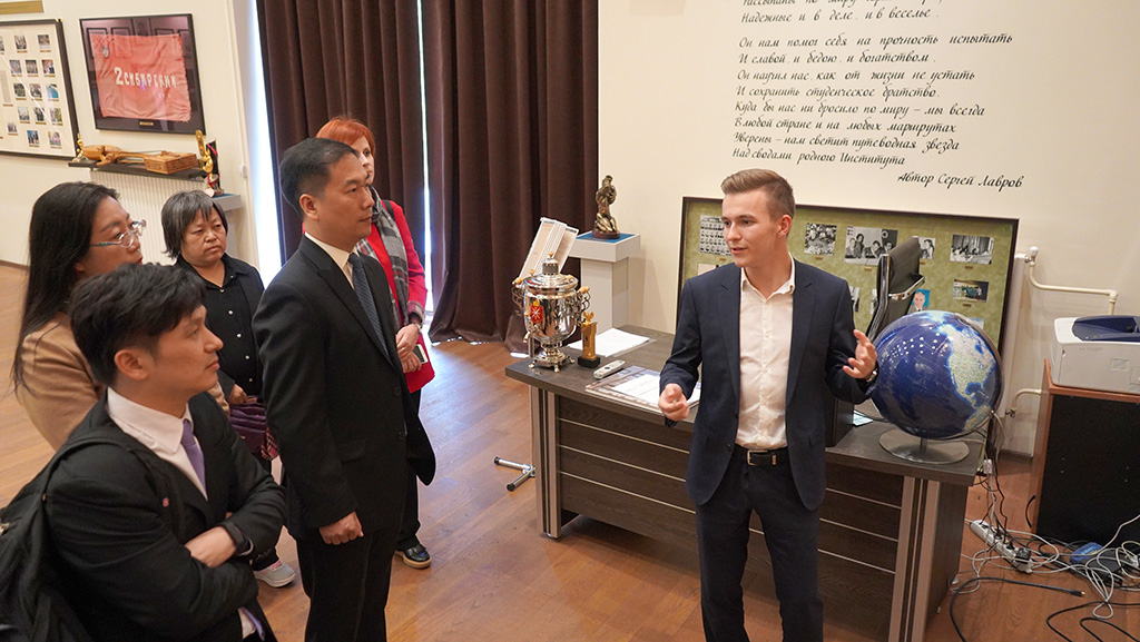 02 参观莫斯科国际关系学院校史博物馆