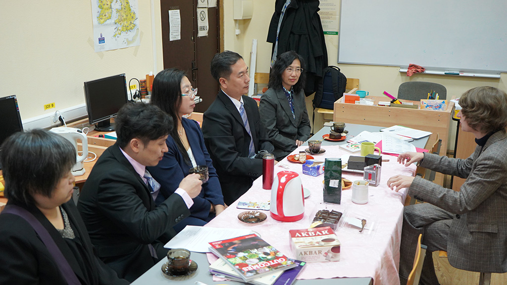 05 与莫斯科国立师范大学Shwarts教授会谈